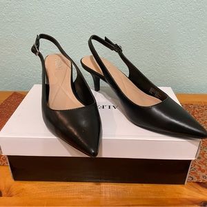 Sling back black kitten heel shoes